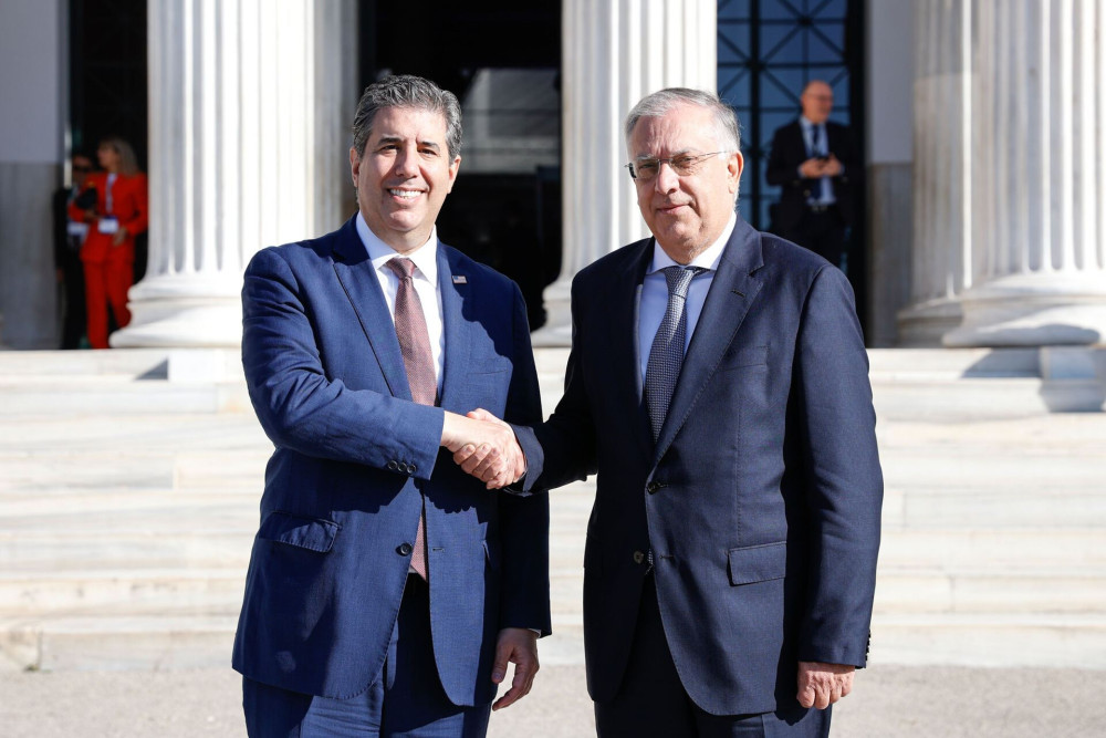 Συνάντηση Θεοδωρικάκου με τον αναπληρωτή ΥΠΕΞ ΗΠΑ - Ενίσχυση της στρατηγικής σχέσης Ελλάδας-ΗΠΑ