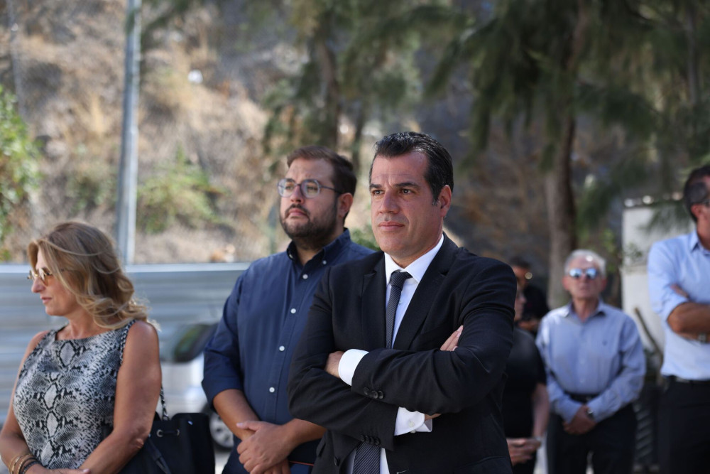 Πλεύρης: Μικρή ομάδα αγροτών προκάλεσε ένταση με την Αστυνομία - Εκτονώνεται η κρίση