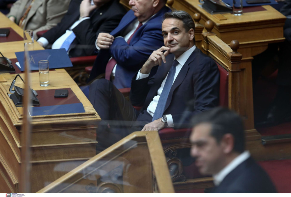Ο «πόλεμος» δύο κόσμων: η Ιθάκη του Τσίπρα και η Ελλάδα του Μητσοτάκη