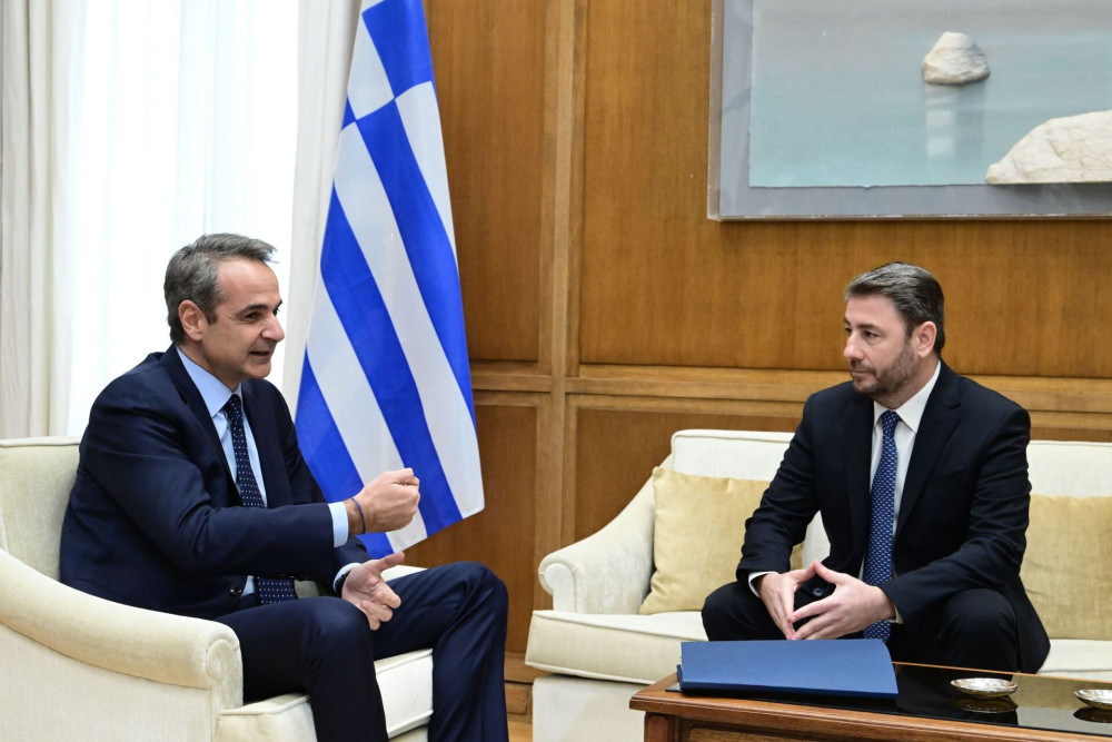 Η δημοσκόπηση που τρόμαξε τον Ανδρουλάκη: η διείσδυση Μητσοτάκη στο ΠΑΣΟΚ