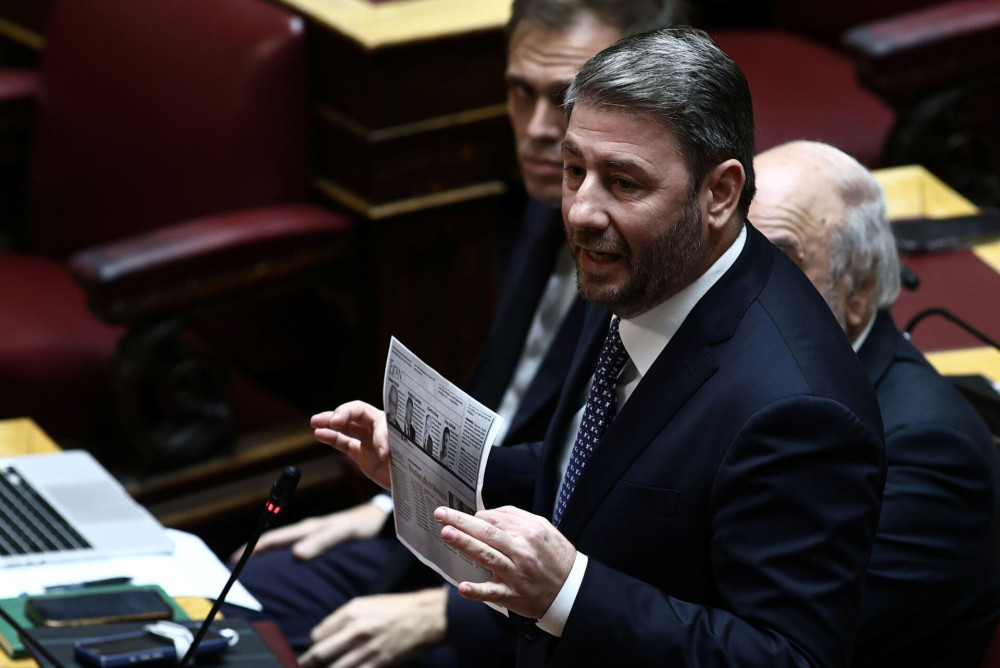 O αυριανισμός επέστρεψε: ο Ανδρουλάκης οδηγεί το ΠΑΣΟΚ στα άκρα
