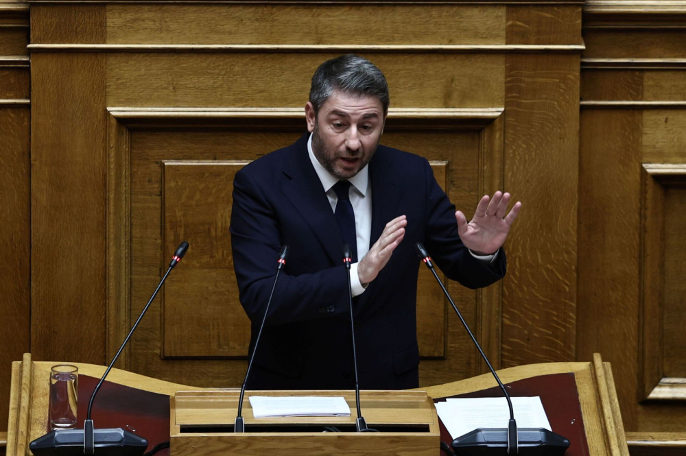 Θυμωμένος και με τις δημοσκοπήσεις ο Ανδρουλάκης: ασχολείται με τη… συχνότητα και όχι το αποτέλεσμα