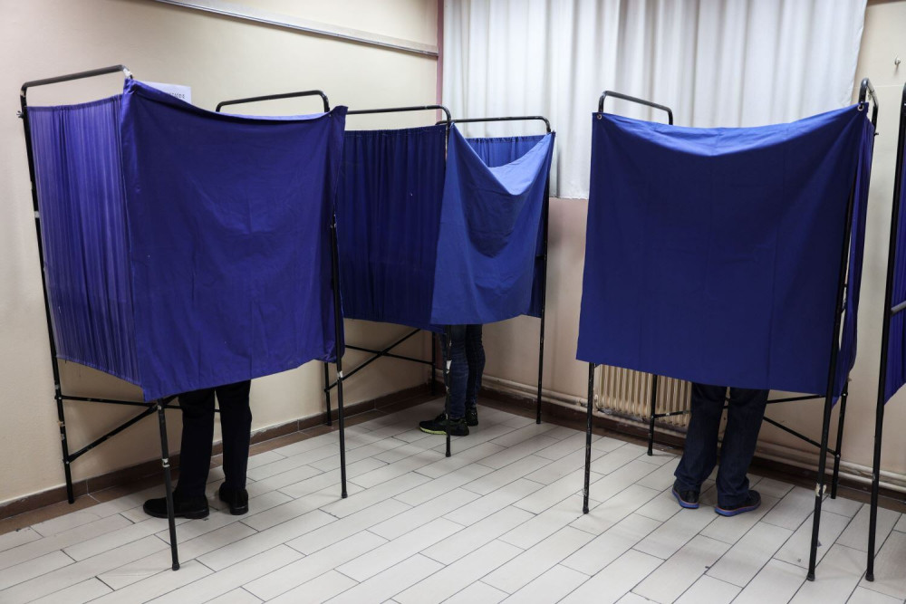 Δημοσκόπηση Real polls: πολιτική κυριαρχία ΝΔ με 29,1%, στην 4η θέση το ΠΑΣΟΚ με 9,6%