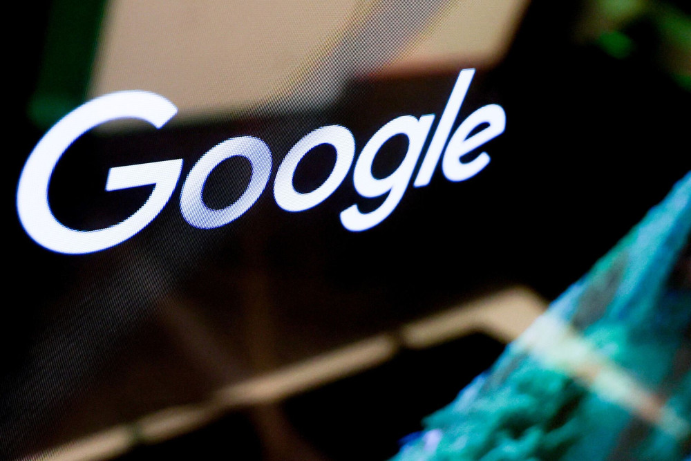Στο στόχαστρο της Ευρωπαϊκής Ένωσης η Google για τη διαχείριση δεδομένων στα μοντέλα AI