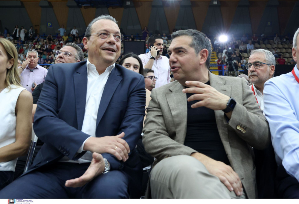 Βουλευτές του ΣΥΡΙΖΑ ετοιμάζονται να κουνήσουν μαντίλι για τα μάτια του Αλέξη Τσίπρα