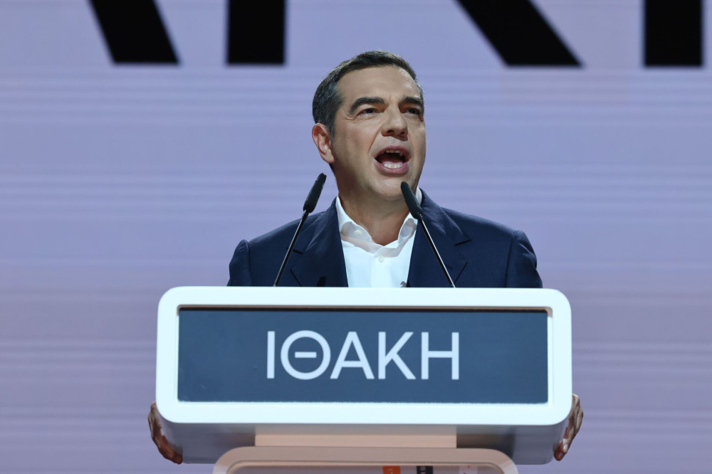 «Χτύπημα» Αλέξη Τσίπρα σε Νίκο Ανδρουλάκη: με ομιλητή κεντρικό στέλεχος του ΠΑΣΟΚ η «Ιθάκη» στη Θεσσαλονίκη