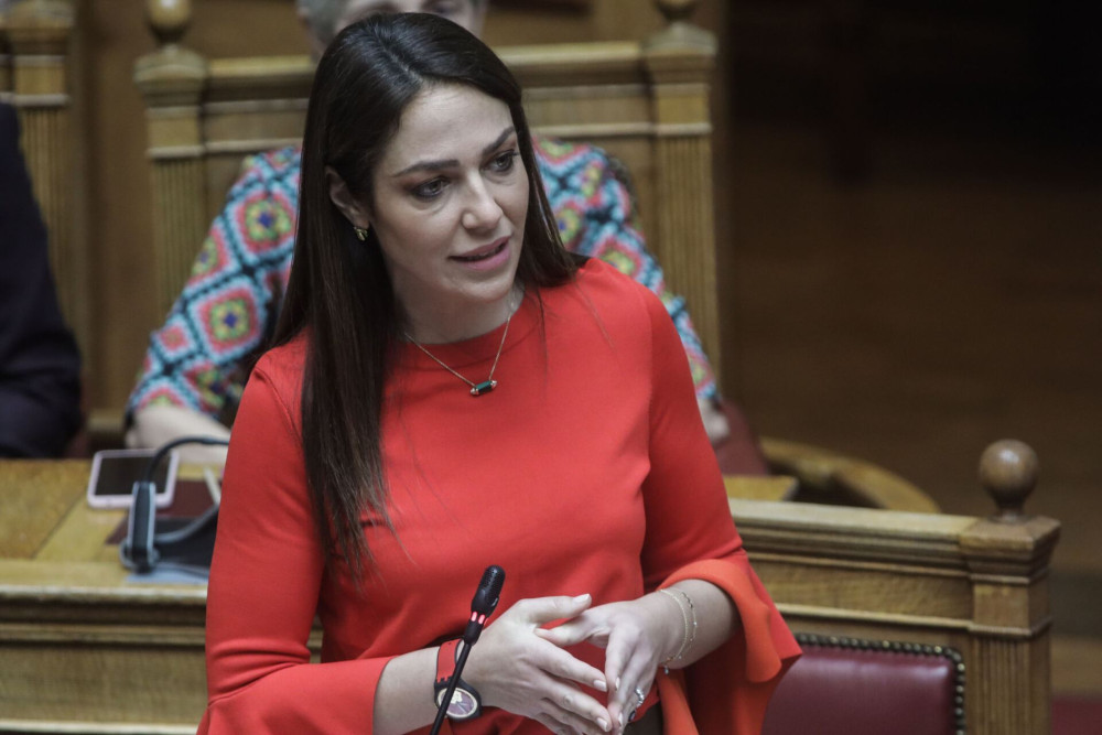 Δόμνα Μιχαηλίδου: Νωρίτερα θα καταβληθούν τα επιδόματα φέτος τα Χριστούγεννα