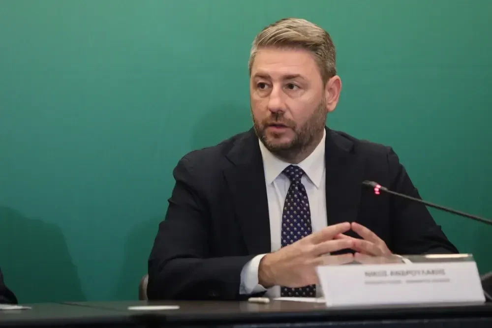 «Καρφιά» Ανδρουλάκη κατά Δούκα - Γερουλάνου: «Οι εσωκομματικές εκλογές έχουν τελειώσει»