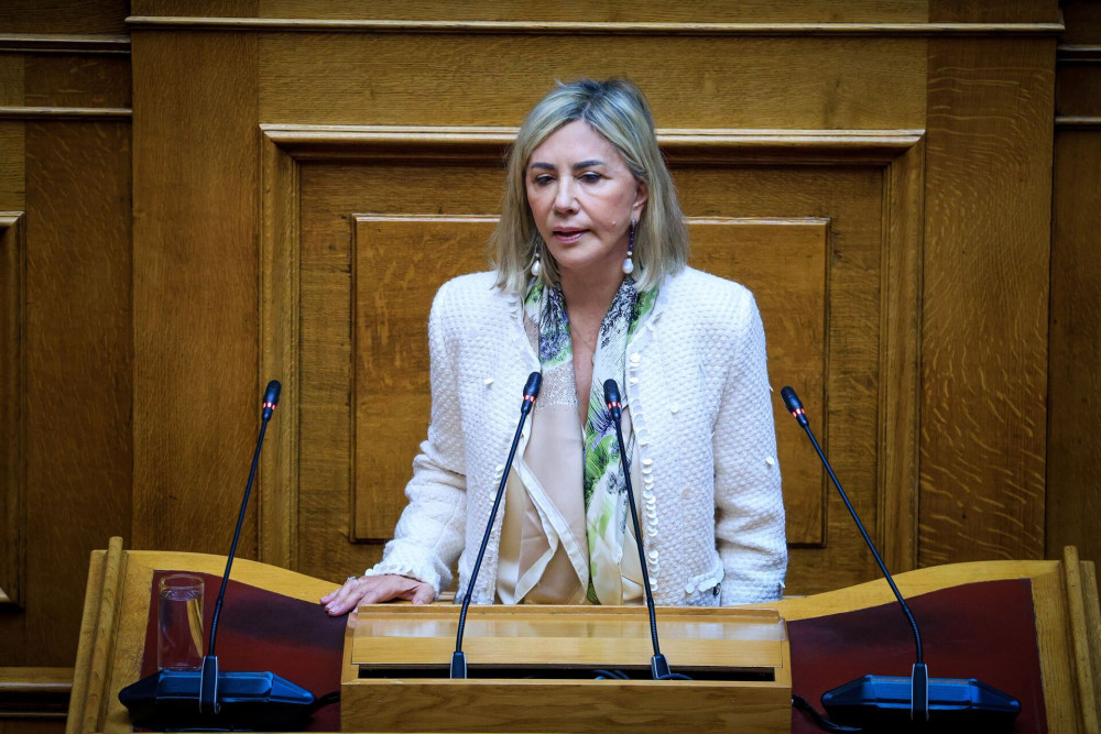 Την άρση ασυλίας της Ζέττας Μακρή αποφάσισε η βουλή
