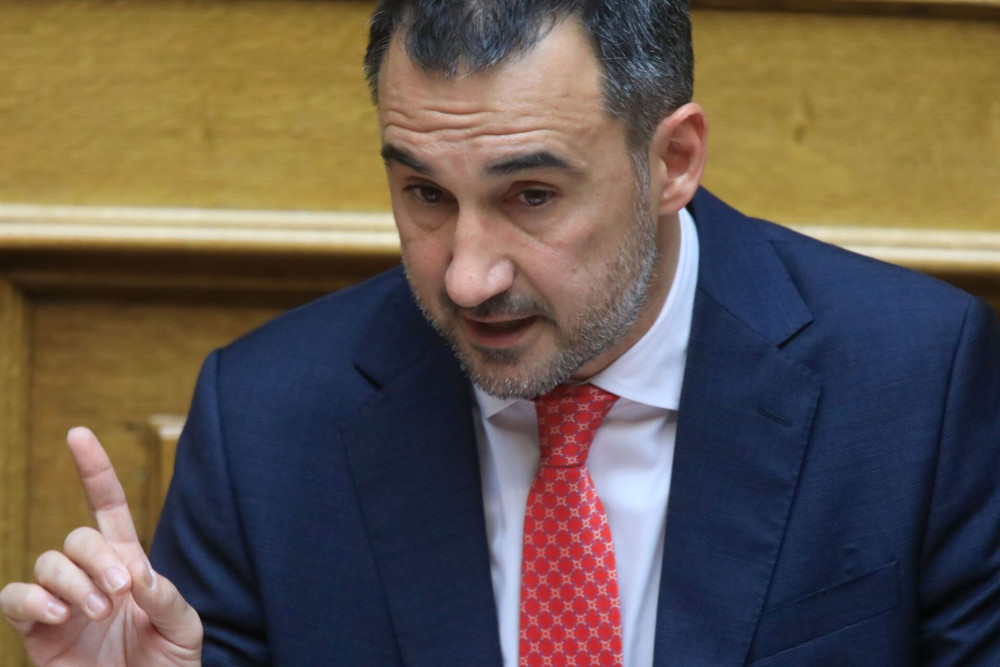 Μείωση εξοπλισμών, αύξηση κινδύνων - το δόγμα Χαρίτση