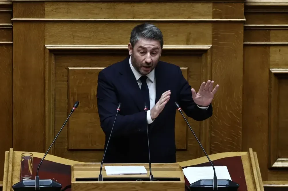 Η δημοσκόπηση που προκάλεσε οργή στον Νίκο Ανδρουλάκη