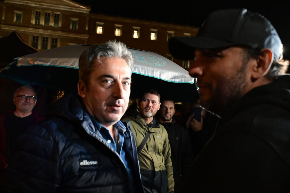 Ασλανίδης κατά Καρυστιανού: Έχουν φουσκώσει τα μυαλά της (video)
