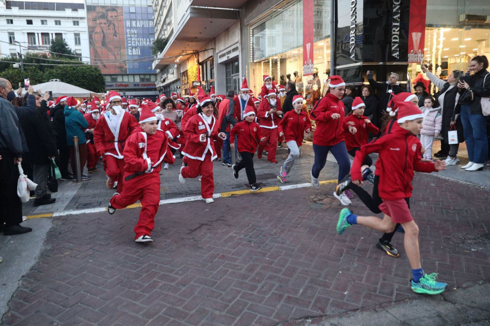 Αθήνα: Κλειστό το κέντρο λόγω του «Athens Santa Run 2025»
