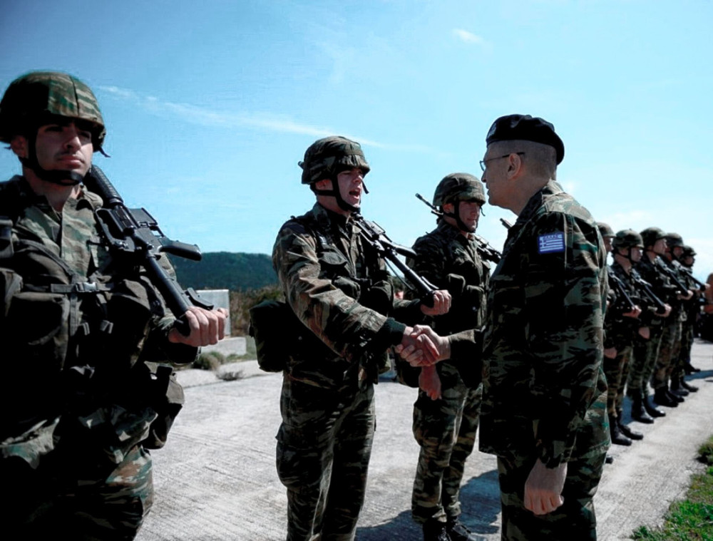 ΥΠΕΘΑ: Δεν υφίσταται προσωπική διαφορά στο νέο μισθολόγιο των Ενόπλων Δυνάμεων
