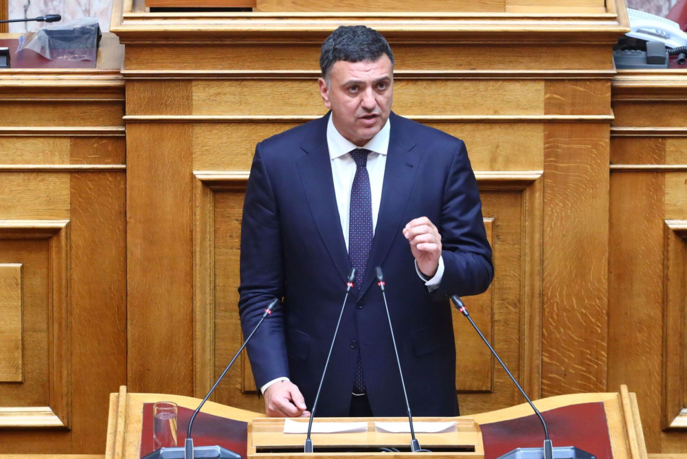 Βασίλης Κικίλιας: «Έργα λιμενικών υποδομών ύψους 3,76 εκατ. ευρώ σε Σπέτσες και Ζάκυνθο»