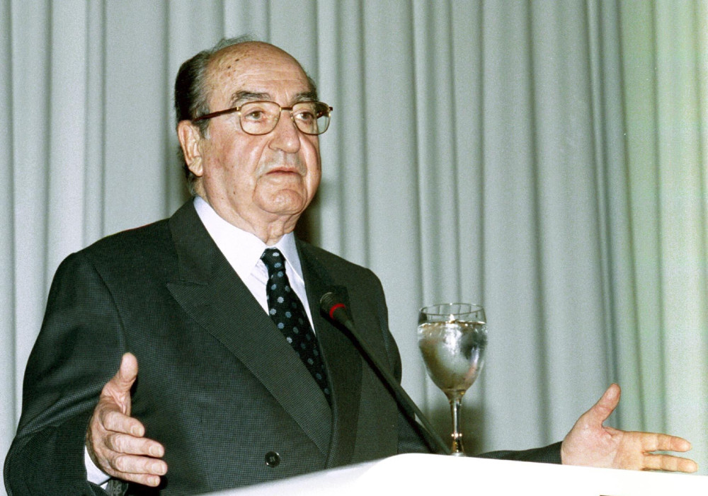Σαν σήμερα το 1990... γεννήθηκε η «Ώρα του Πρωθυπουργού»