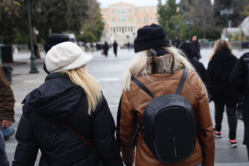Καιρός: θυελλώδεις βοριάδες που θα φτάνουν τα 10 μποφόρ και παγωνιά το «κοκτέιλ» της ημέρας