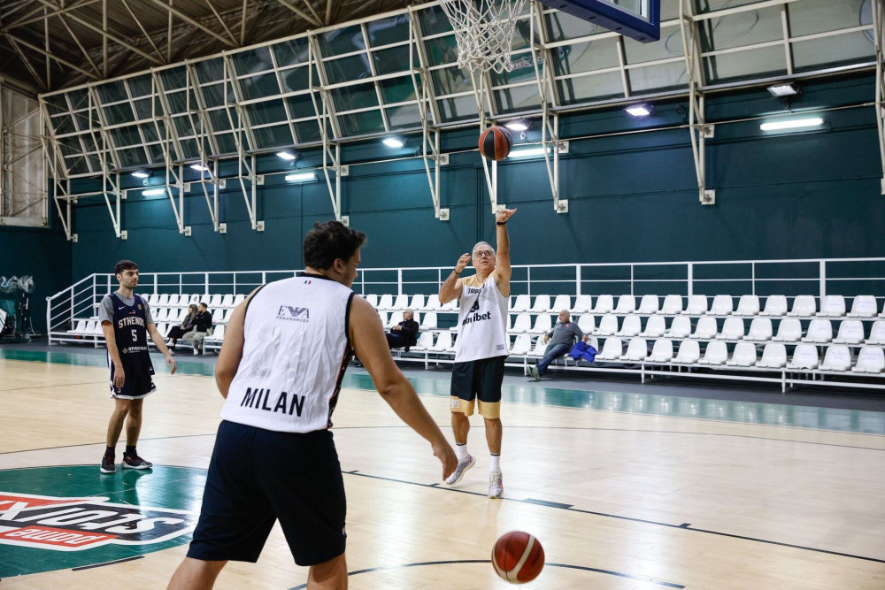 Τάκης Θεοδωρικάκος: συμμετείχε σε φιλανθρωπικό αγώνα μπάσκετ - «Η αγάπη το νόημα της ζωής» (photos)