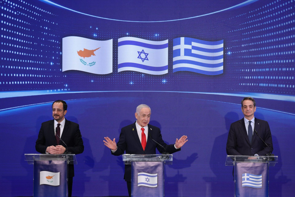 Ανώτερη κυβερνητική πηγή: Ανοιχτές συνεργασίες, ρόλος-κλειδί στο Παλαιστινιακό και νέα δυναμική για το GSI