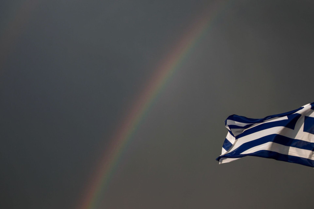 Το «Μανιφέστο» σάς εύχεται καλό και ευνοϊκό 2026