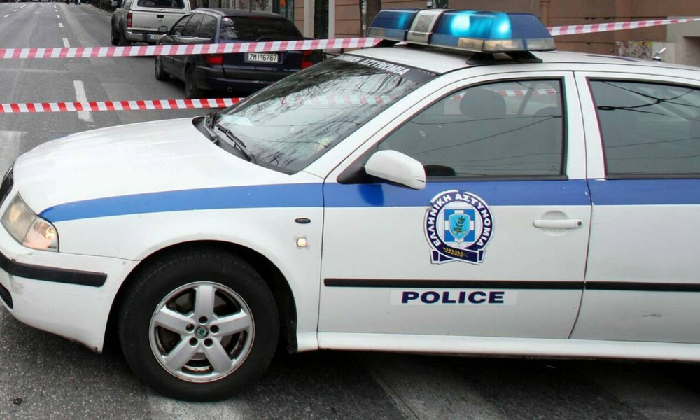 Θρίλερ στην Καλλιθέα: Κυνήγησε και χτύπησε γυναίκα με τσεκούρι!