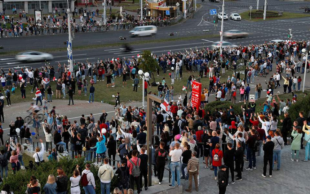 Λευκορωσία: Ξεκίνησε η “Πορεία για την Ελευθερία” της αντιπολίτευσης στο κέντρο του Μινσκ