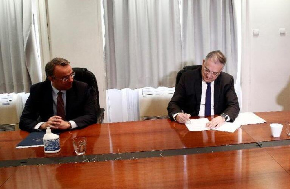 Υπεγράφη η ΚΥΑ Θεοδωρικάκου – Σταϊκούρα για την πρόσληψη προσωπικού καθαριότητας στα σχολεία