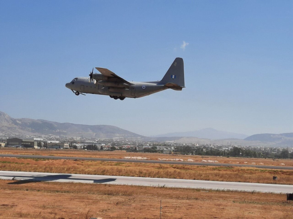 Ρουμανία: αναχώρησε από Ελευσίνα το C-130 που θα παραλάβει τις επτά σορούς των φιλάθλων του ΠΑΟΚ