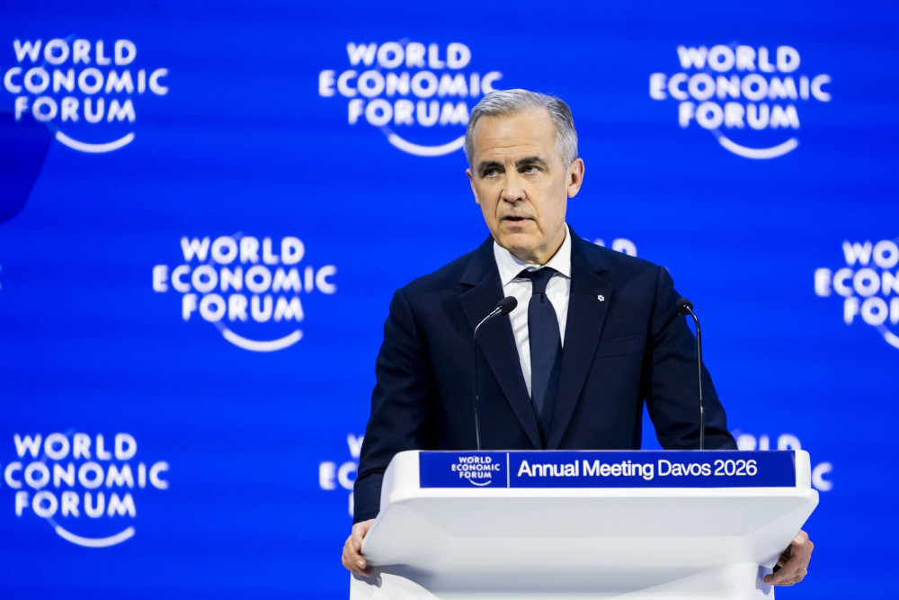 Νέα σύγκρουση ΗΠΑ-Καναδά: Ο Κάρνεϊ απαντά στους δασμούς Τραμπ με αντίποινα «δολάριο προς δολάριο»
