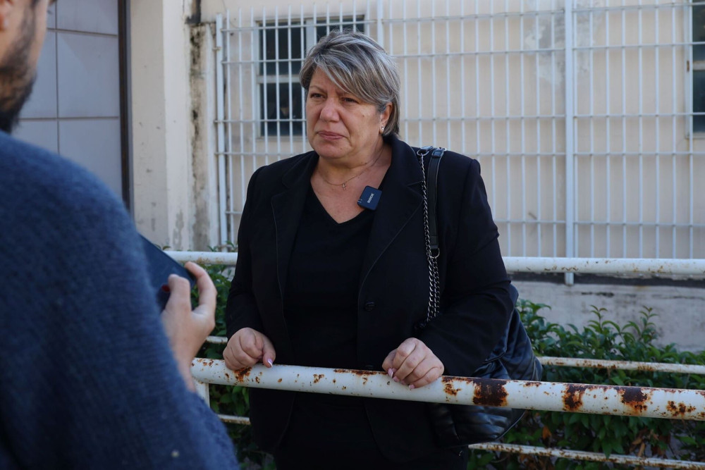 Δολοφονία Λυγγερίδη: δριμύ κατηγορώ της μάνας του αστυνομικού κατά χούλιγκαν