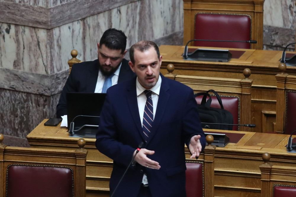Γιώργος Κώτσηρας: Ανάπτυξη πάνω από τον ευρωπαϊκό μέσο όρο, μειώσεις φόρων, αύξηση εισοδημάτων