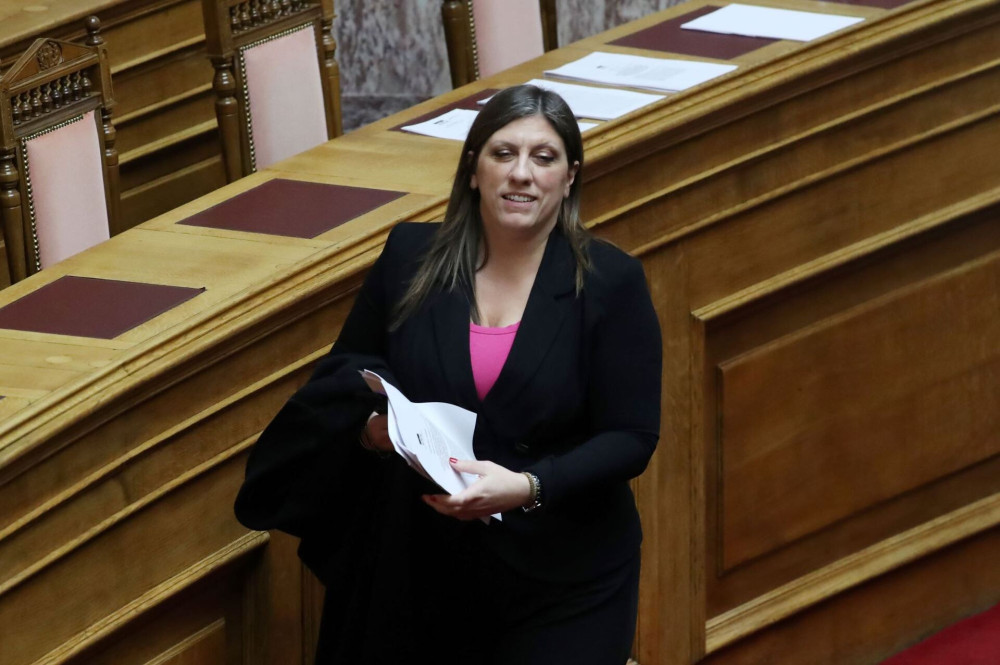 Ζωή Κωνσταντοπούλου σε κρεσέντο ύβρεων κατά βουλευτών