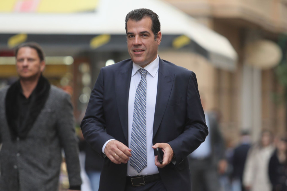 Στα Χανιά ο Θάνος Πλεύρης για το μεταναστευτικό - Επίσκεψη στην Αγυιά και σύσκεψη για τις ροές