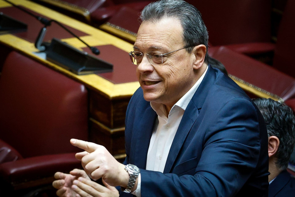 Καταστροφολογία χωρίς σχέδιο: ο Φάμελλος και η πολιτική της εύκολης καταγγελίας