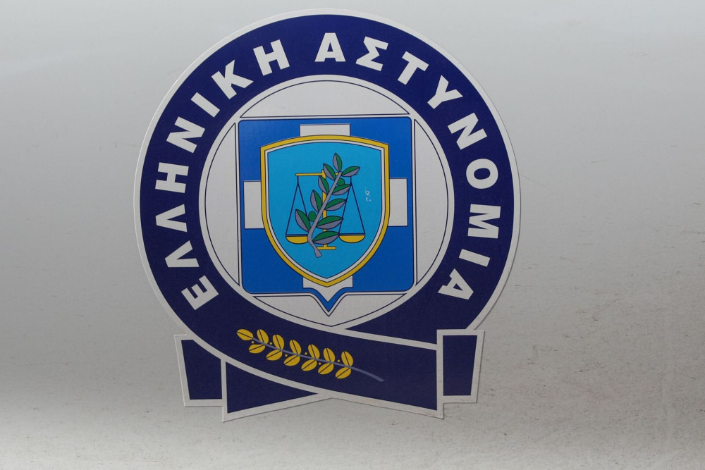 Στη δημοσιότητα τα μέλη της σπείρας που ξάφριζαν ηλικιωμένους προσποιούμενοι λογιστές