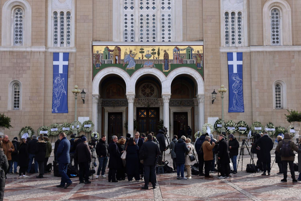 Στη Μητρόπολη Αθηνών το τελευταίο αντίο στην πριγκίπισσα Ειρήνη (photos)