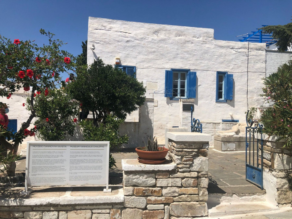 Ολοκληρώνεται η νέα έκθεση στην οικία-μουσείο Χαλεπά στον Πύργο της Τήνου