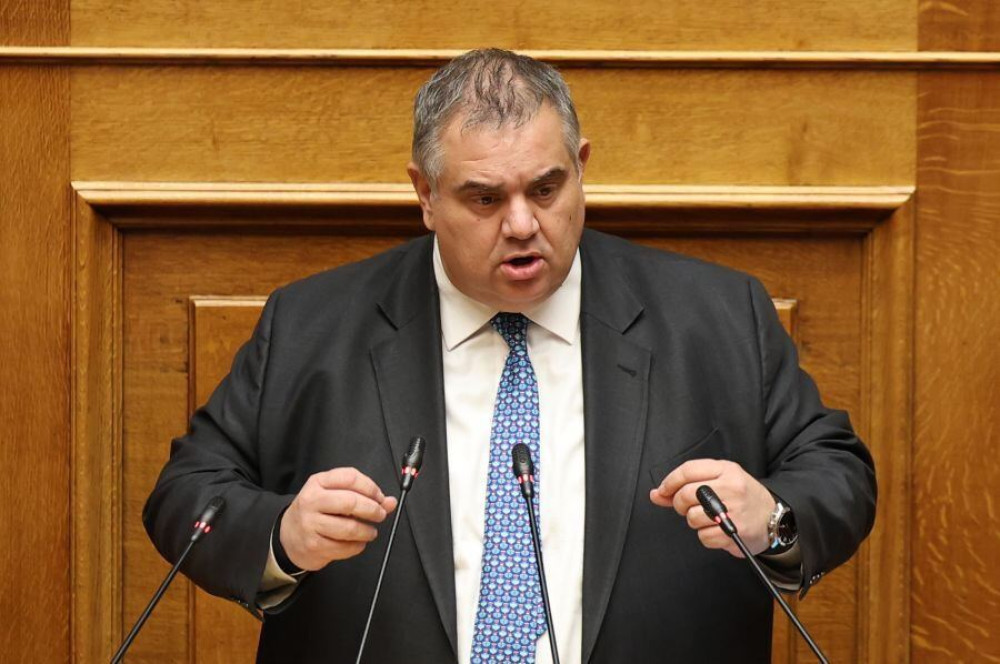 Βασίλης Σπανάκης για προσφυγικά: Μετατροπή σε κοινωνικές κατοικίες με χρηματοδότηση ΕΕ