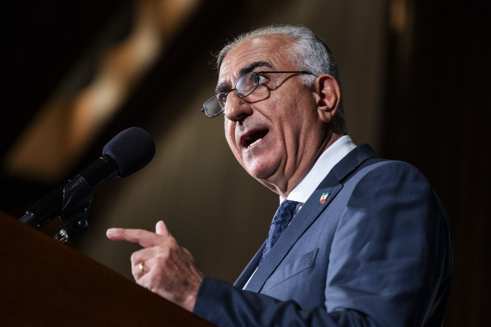 Ιράν: έκκληση του Ρεζά Παχλαβί για αμερικανική επέμβαση και... διαθεσιμότητα να ηγηθεί