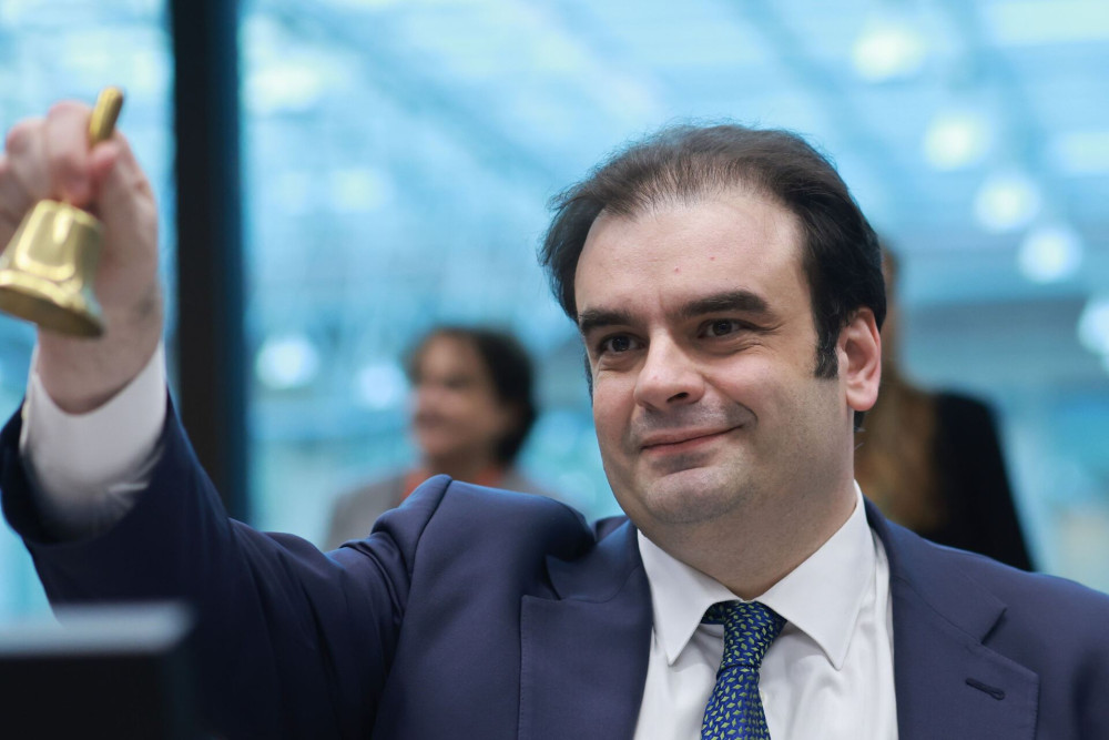 Κυριάκος Πιερρακάκης: «Υπαρξιακής σημασίας η θωράκιση του ευρώ» - Μήνυμα από τις Βρυξέλλες για ανταγωνιστικότητα και γεωπολιτικές ανισορροπίες