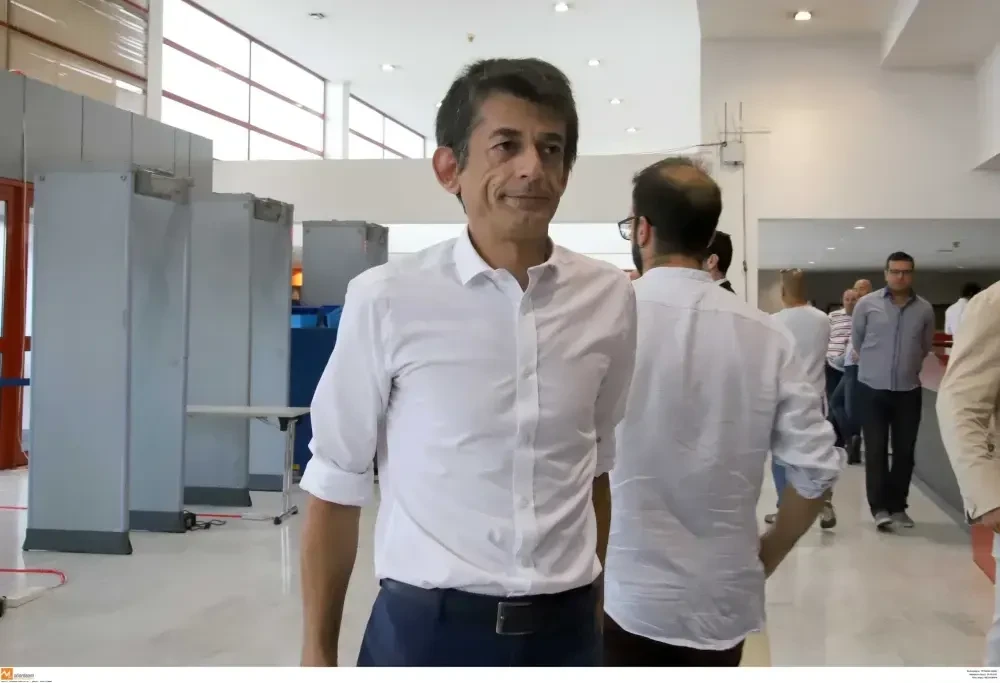 Νίκος Καρανίκας καρφώνει Τσίπρα για τη ΔΕΘ: Παγαποντιές, τρικ και κόλπα