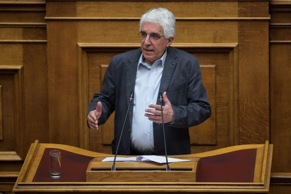 Αμετανόητος ο Παρασκευόπουλος για τον νόμο του: βοήθησε στις φυλακές