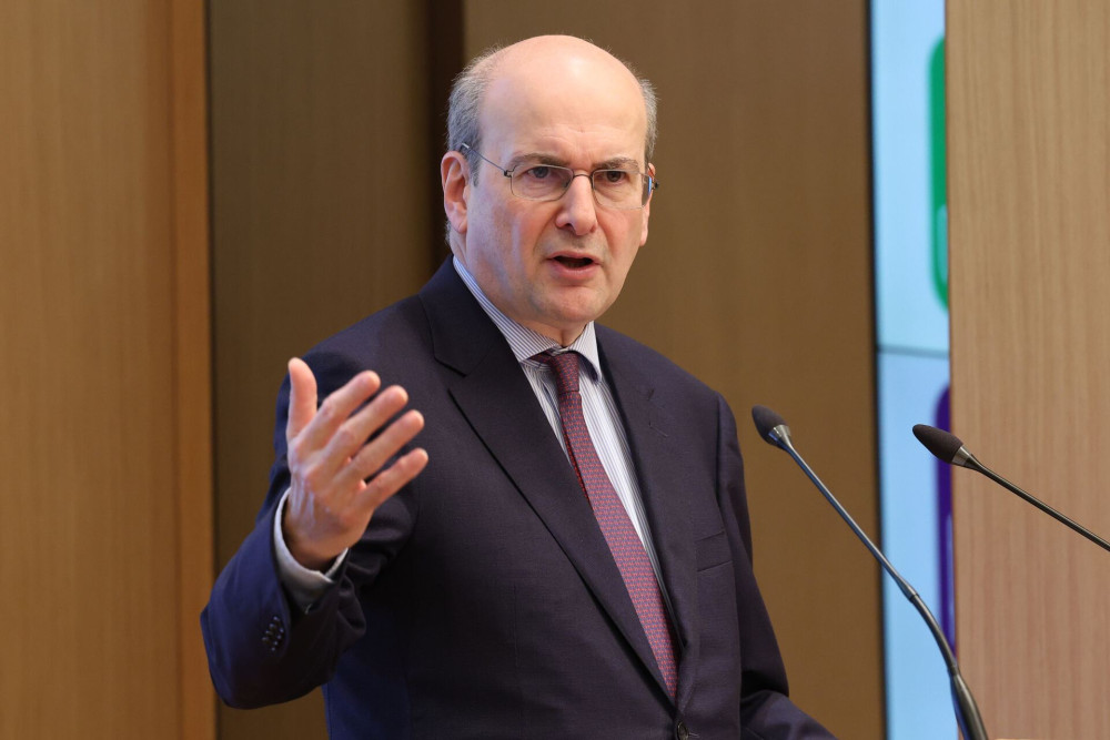 Κωστής Χατζηδάκης: Κάποιοι έχουν ξεπεράσει κάθε όριο και δεν έχουν ντροπή γι' αυτά που γράφουν