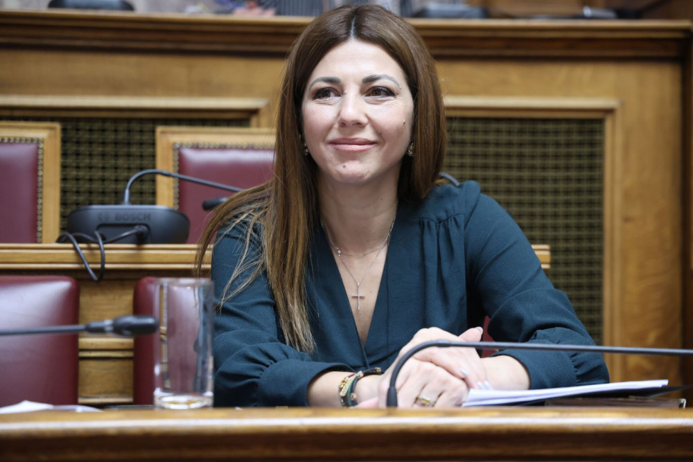 Σοφία Ζαχαράκη: Κήρυξε από τη Βουλή την έναρξη του διαλόγου για το Εθνικό Απολυτήριο