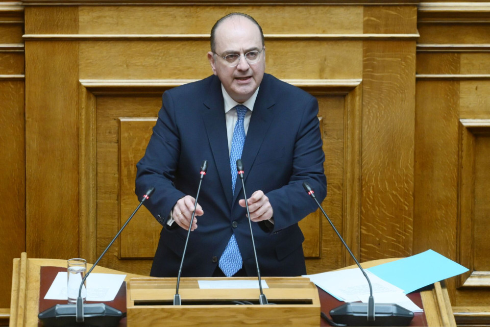Μακάριος Λαζαρίδης κατά ΠΑΣΟΚ για σκάνδαλο ΟΠΕΚΑ: Γνώριζε ο Νίκος Ανδρουλάκης για τη στενή του συνεργάτιδα;