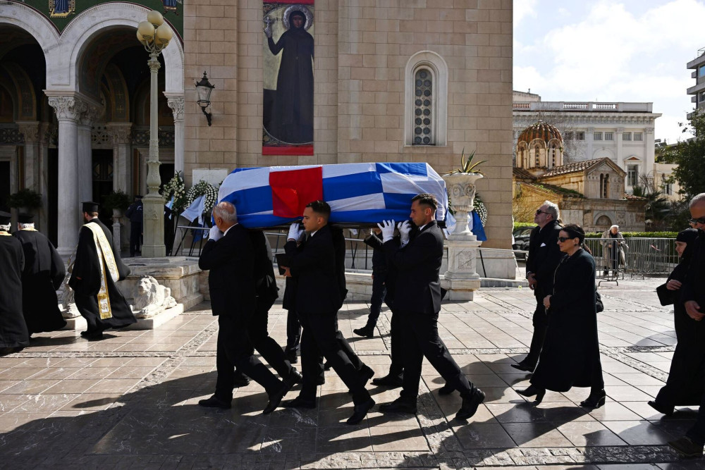 Η Ελλάδα αποχαιρετά την Ελένη Γλύκατζη-Αρβελέρ (photos)