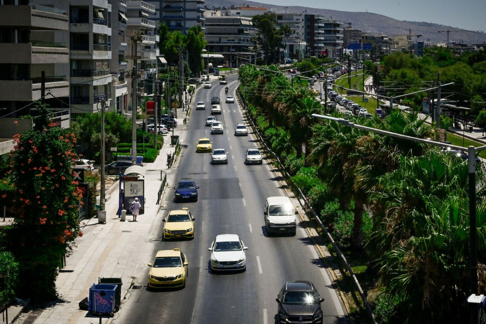 Τα γερασμένα αυτοκίνητα «απειλούν» ασφάλεια, περιβάλλον και ανάπτυξη