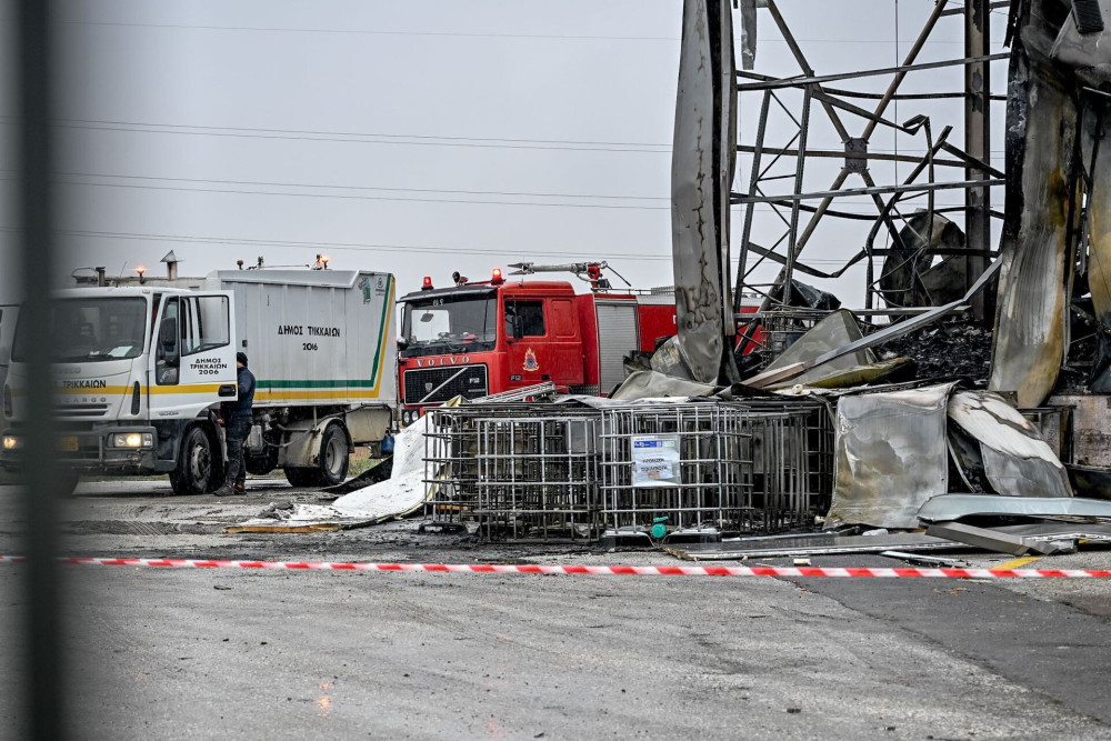 Τρίκαλα: σε εξέλιξη η έρευνα στην μπισκοτοβιομηχανία - Σήμερα οι κηδείες των δύο γυναικών