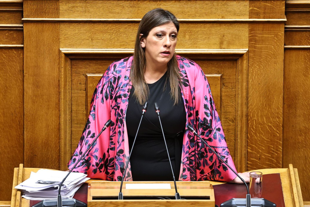 Επιστρέφει στις καρδούλες η Κωνσταντοπούλου: Η αγάπη στο τέλος θα νικήσει, σχολιάζει για τη νέα αποχώρηση