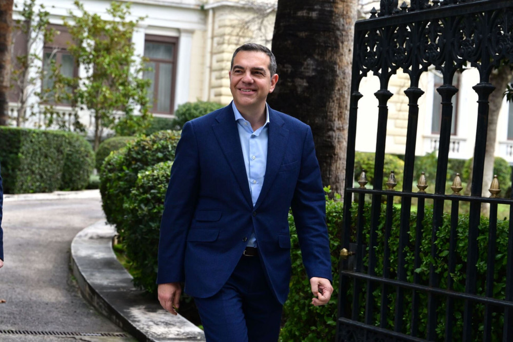 Διάχυτος ο «ενθουσιασμός» των πολιτών στο ενδεχόμενο επιστροφής του Αλέξη Τσίπρα (video)